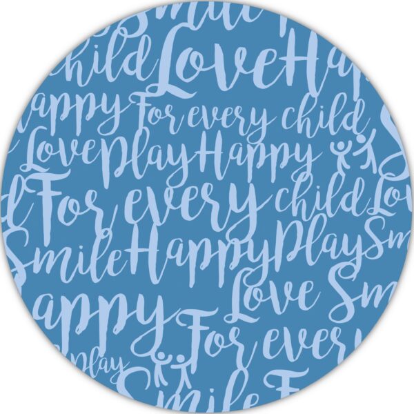 Detalle del papel de regalo de color azul, con palabras como happy, love, smile